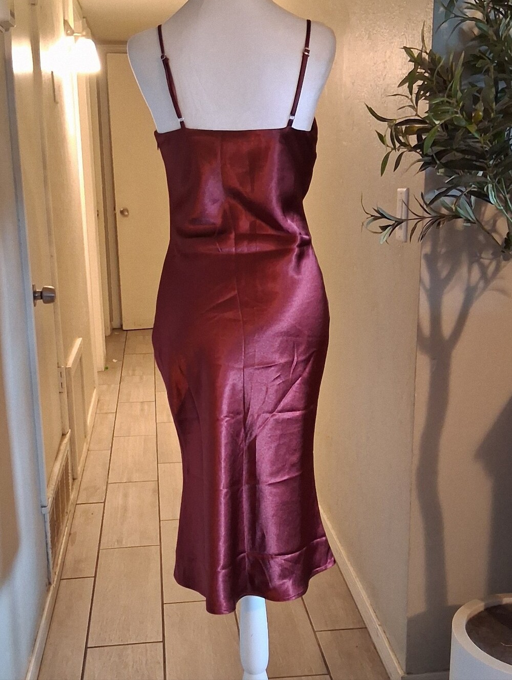Birdy Grey Lisa Satin Slip Dress Cowlneck Cabernet XS Bridesmaid Elegant Whimsy - Picture 3 of 16